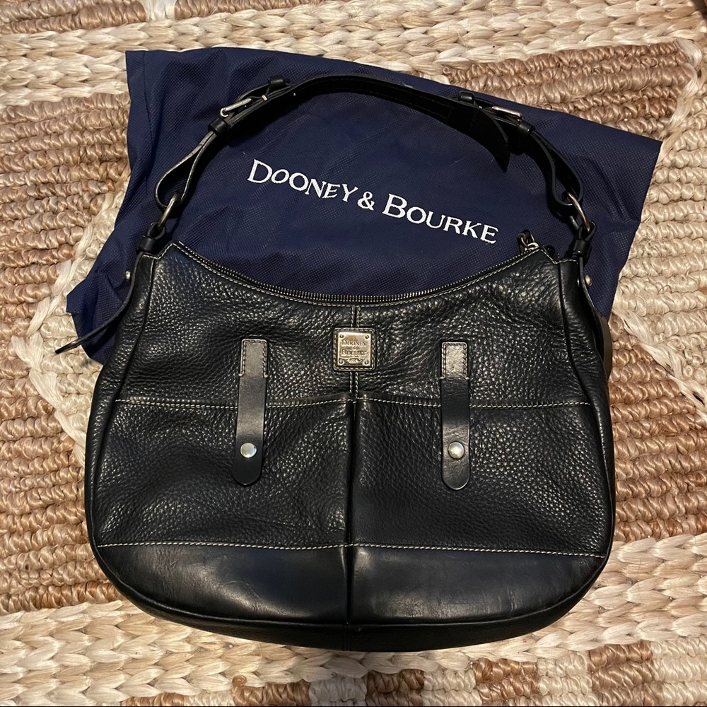 Dooney & Bourke large shoulder bag
